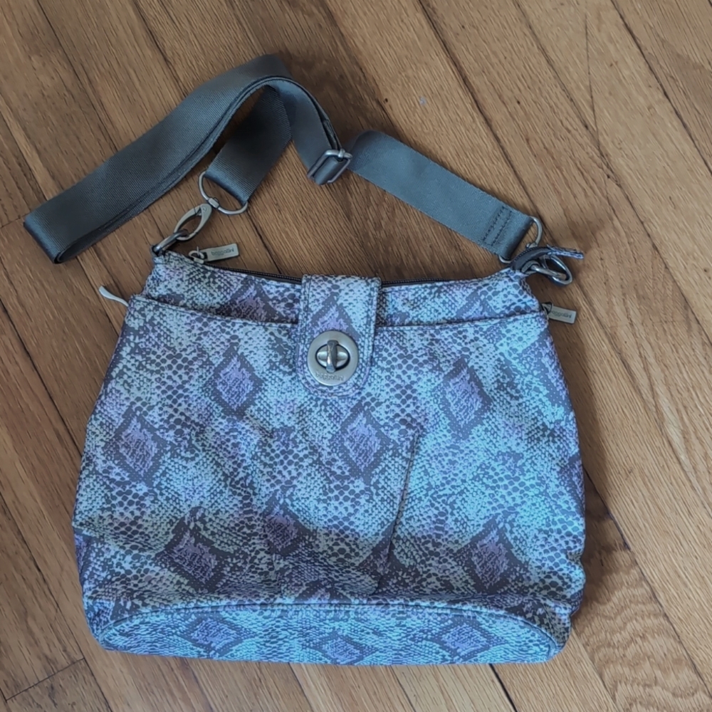 Baggallini Sorrento Hobo RFID Bag Purple Snake Skin Print